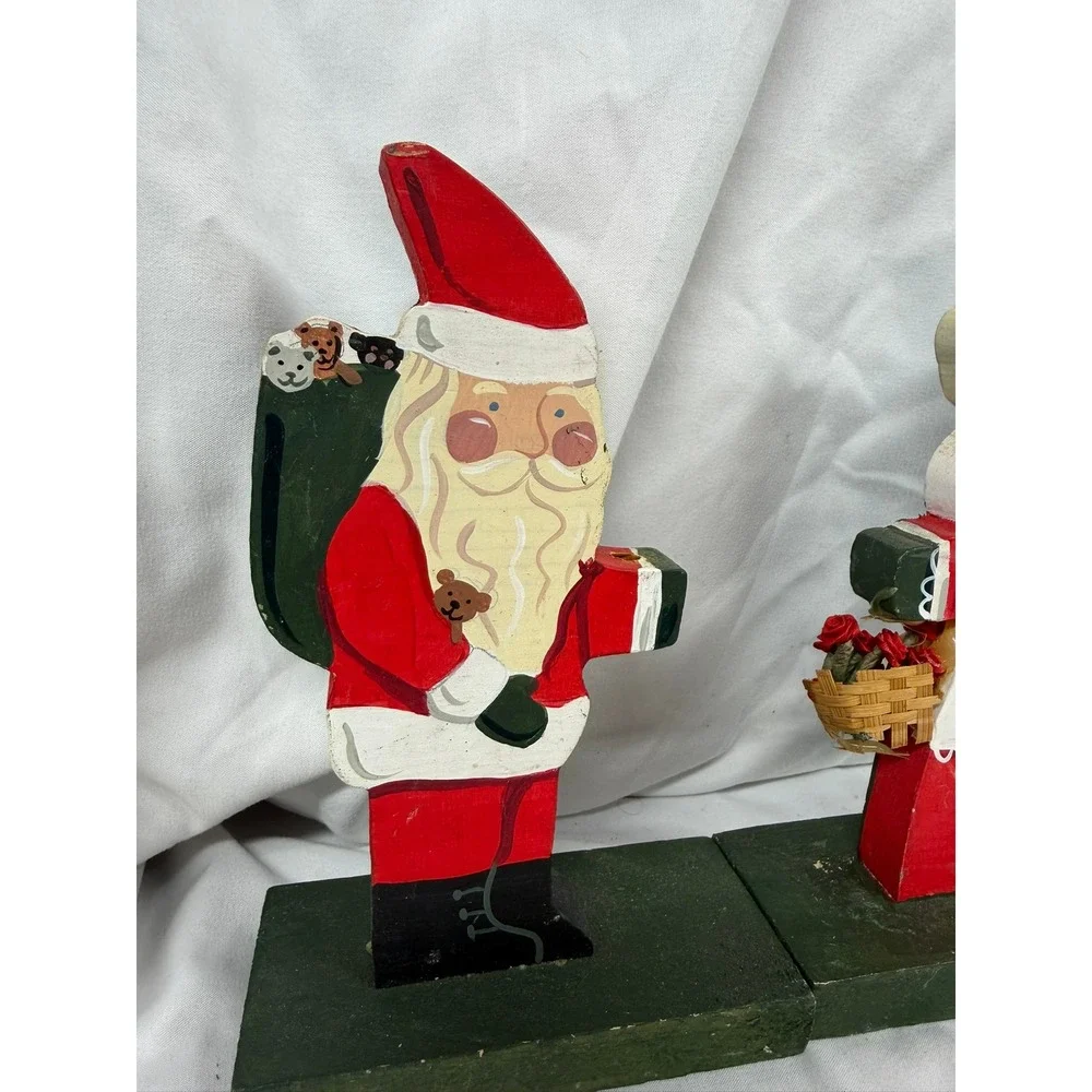 Vintage Style Hand Painted Wooden Santa and Mrs Claus Folk Art Christmas Decor
